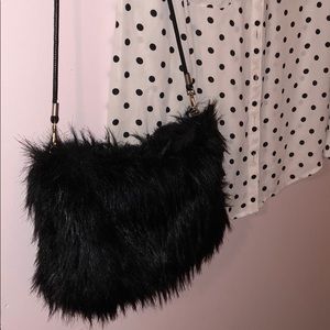 Black fluffy bag